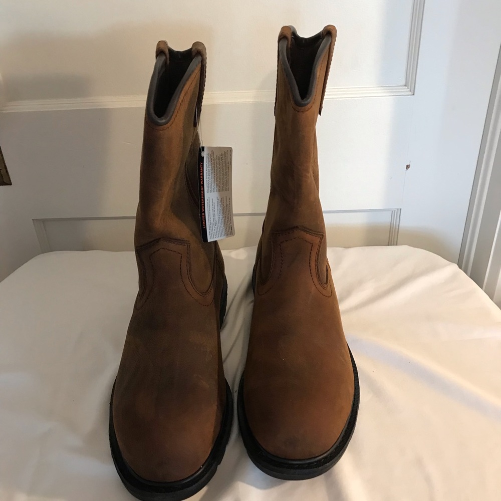 NWT  Red Wing Pull on Work Boots brown Sz 11 M    $100.